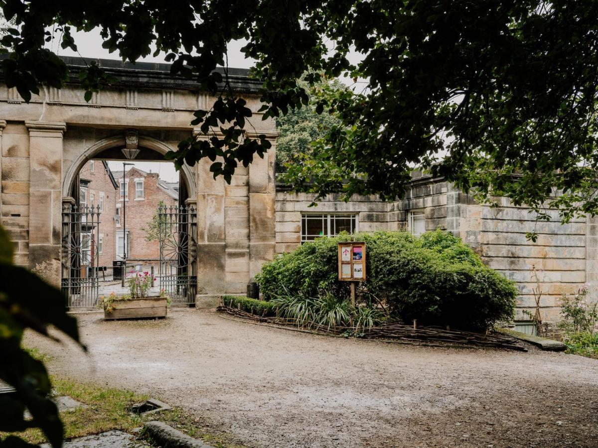 シェフィールド Beautiful Grade II Listed Gatehouse In Great Locationヴィラ エクステリア 写真